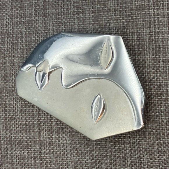 Abstract Face Pin Brooch As Is Silver Shiny Matte Picasso Cubist Profile Cubism - Picture 5 of 9